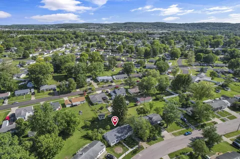 View/Area - 1905 Mohawk Dr, Lancaster, OH 43130 photo 6 of 7