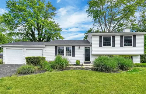 4350 Valley Quail Blvd N, Westerville, OH 43081