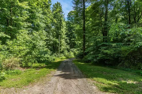 13807 Marshall Rd, Rockbridge, OH 43149