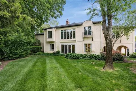 Exterior - 100 Bishop Sq, Bexley, OH 43209 photo 3 of 9
