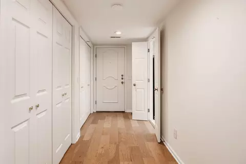 Entry Way - 100 Bishop Sq, Bexley, OH 43209 photo 1 of 1