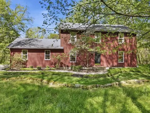 33 Bending Oak Dr, Granville, OH 43023