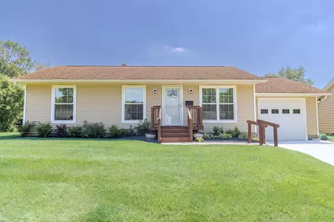 815 Lakeview Dr, Marysville, OH 43040