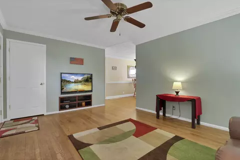 Living - 236 Fieldpoint Rd, Heath, OH 43056 photo 2 of 2