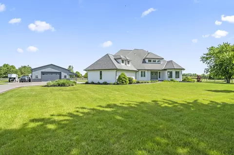 3022 Clark Shaw Rd, Powell, OH 43065