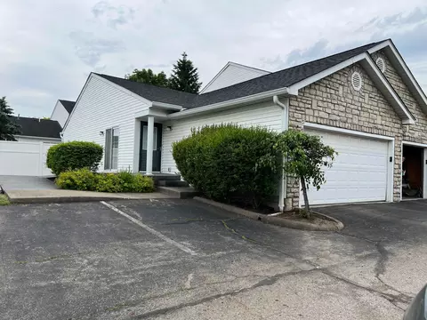 4689 Parrau Dr #61A, Columbus, OH 43228