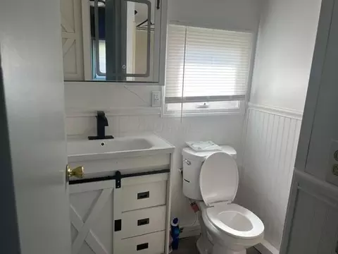Bath - 1337 E Main St, Coshocton, OH 43812 photo 1 of 3