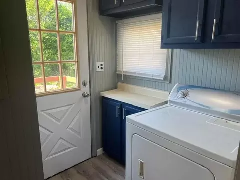 1337 E Main St, Coshocton, OH 43812