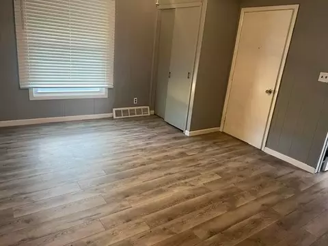 Living - 1337 E Main St, Coshocton, OH 43812 photo 3 of 3