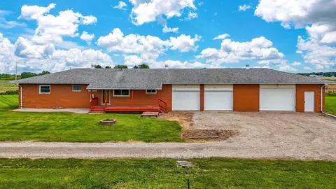 9672 Schoolhouse Rd NW, Canal Winchester, OH 43110