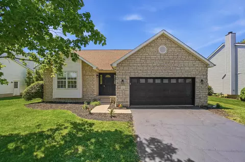 111 Grove Run Rd, Commercial Point, OH 43116