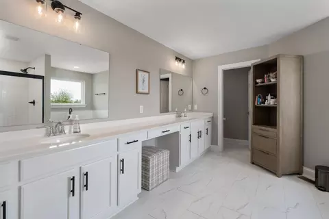 Bath - 7308 Concord Rd, Delaware, OH 43015 photo 2 of 7