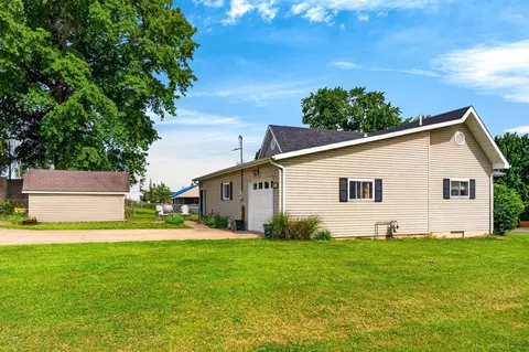 Exterior - 283 State St, Jackson, OH 45640 photo 7 of 7