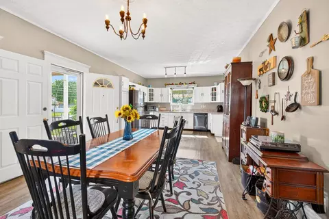 Dining - 283 State St, Jackson, OH 45640 photo 4 of 4