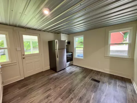 5 Smith St, Athens, OH 45701 photo 8