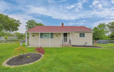 1674 Geraldine Ave, Columbus, OH 43219