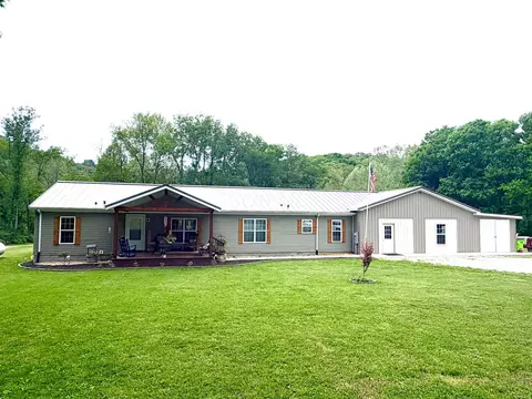 1149 Poes Run Rd, Londonderry, OH 45647