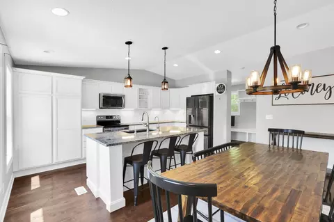 Kitchen - 10209 Appleton Rd, Johnstown, OH 43031 photo 1 of 5