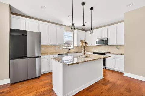 Kitchen - 667 Green Forest Pl, Lithopolis, OH 43136 photo 1 of 3