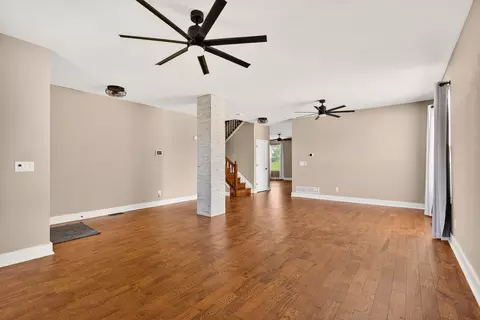Living - 667 Green Forest Pl, Lithopolis, OH 43136 photo 4 of 13