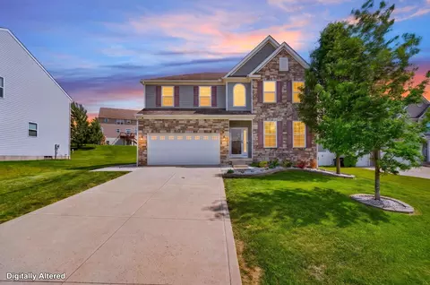 Exterior - 667 Green Forest Pl, Lithopolis, OH 43136 photo 2 of 12