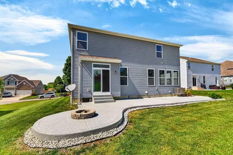 Exterior - 667 Green Forest Pl, Lithopolis, OH 43136 photo 9 of 12