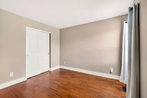 Bedroom - 667 Green Forest Pl, Lithopolis, OH 43136 photo 7 of 12