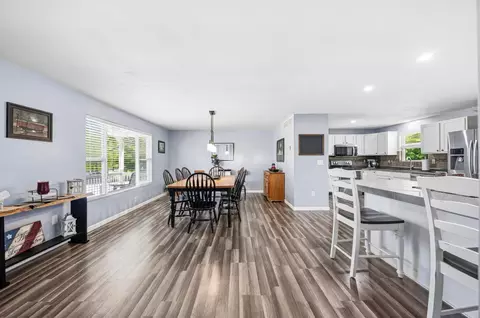 Dining - 17536 Carson Rd, Butler, OH 44822 photo 2 of 5
