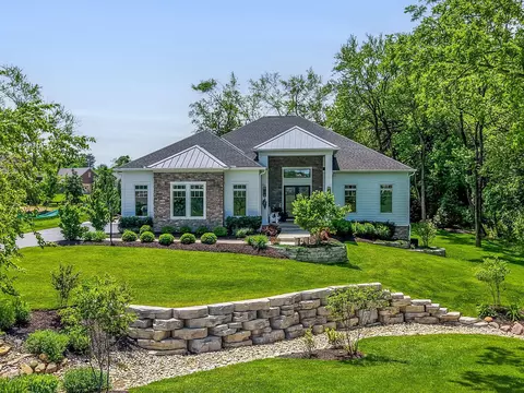 6634 Scioto Bluff Ct, Powell, OH 43065