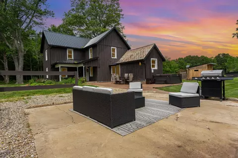 16850 Kreashbaum Rd, Rockbridge, OH 43149