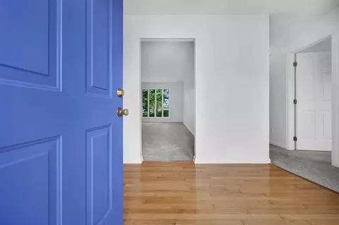 Entry Way - 1366 Windsor Ct, Circleville, OH 43113 photo 1 of 2