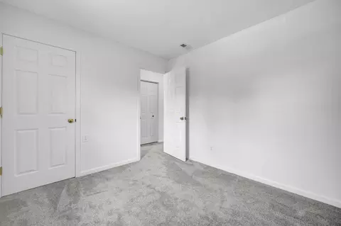 Bedroom - 1366 Windsor Ct, Circleville, OH 43113 photo 6 of 6