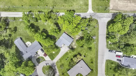 View/Area - 1366 Windsor Ct, Circleville, OH 43113 photo 2 of 10