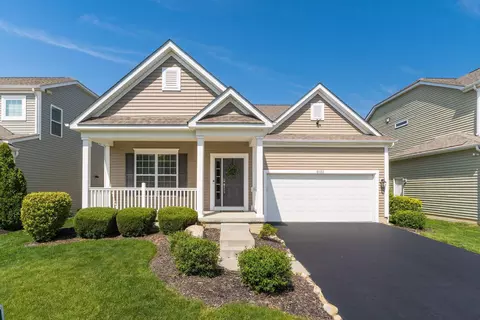 6133 Bradwood Dr, Westerville, OH 43081