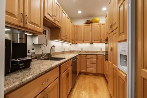 Kitchen - 1707 Hyatts Rd, Delaware, OH 43015 photo 5 of 6