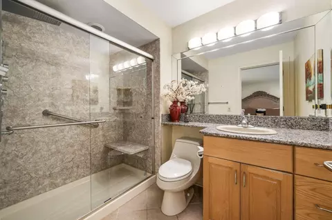 Bath - 1707 Hyatts Rd, Delaware, OH 43015 photo 1 of 8
