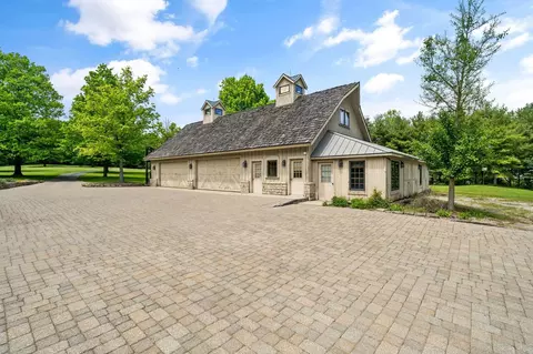 Exterior - 1707 Hyatts Rd, Delaware, OH 43015 photo 34 of 35