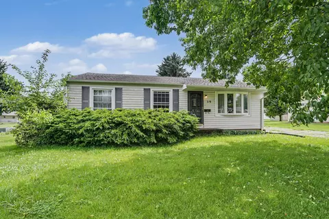 59 Carey Ln, Heath, OH 43056