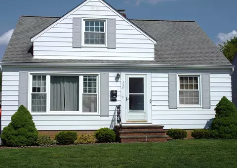 339 Blissfield Dr, Willowick, OH 44095