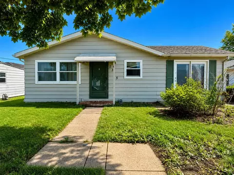 1315 S Walnut St, Bucyrus, OH 44820