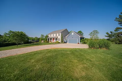 Exterior - 25885 Shoemaker Rd, Circleville, OH 43113 photo 4 of 23