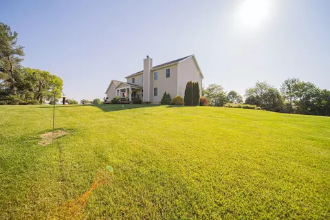 Exterior - 25885 Shoemaker Rd, Circleville, OH 43113 photo 16 of 23