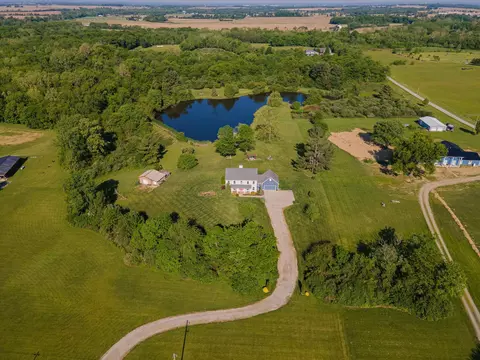 View/Area - 25885 Shoemaker Rd, Circleville, OH 43113 photo 9 of 21