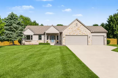 42 Millstone Cir, Pataskala, OH 43062