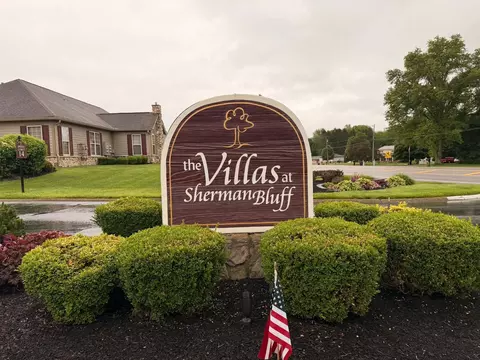 2143 William T Cir, Lancaster, OH 43130