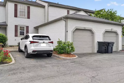 158 Hawkins Ln, Blacklick, OH 43004