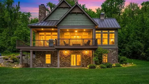 370 Bass Ln, Senecaville, OH 43780