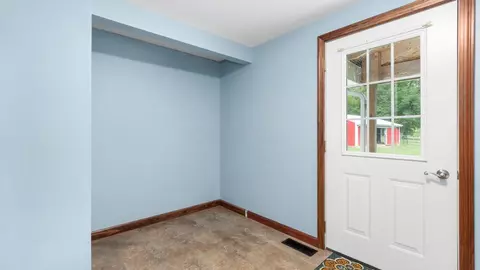 Entry Way - 385 Irish Ridge Rd, Philo, OH 43771 photo 1 of 1