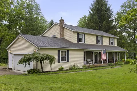 3352 Outville Rd, Granville, OH 43023