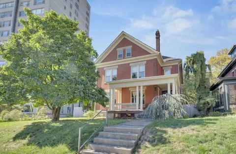 31 Woodland Ave, Columbus, OH 43203